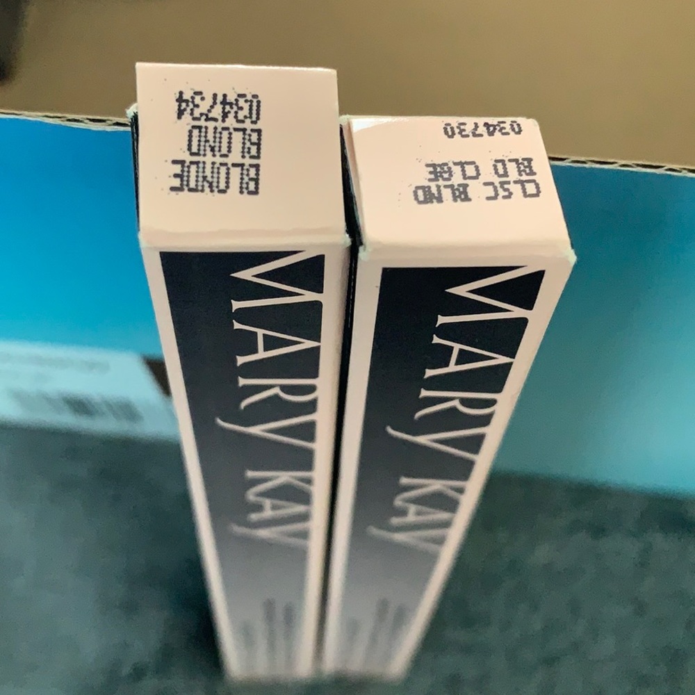 Mary Kay brow pencils. Blonde